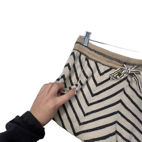 Anthropologie Saturday Sunday Pull On Shorts small - Picture 6 of 16